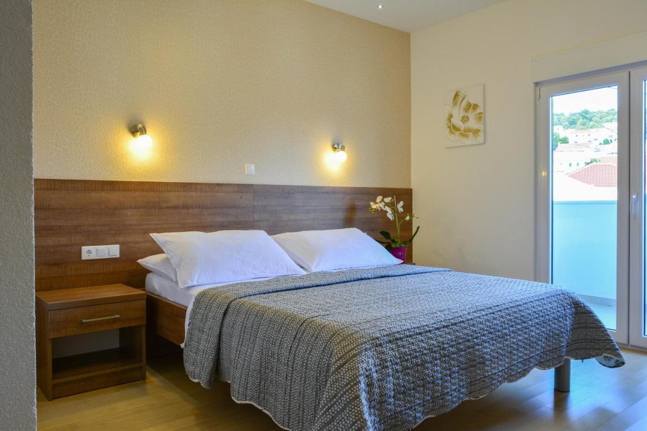 Luxury Apartments Villa Tea Trogir Ngoại thất bức ảnh