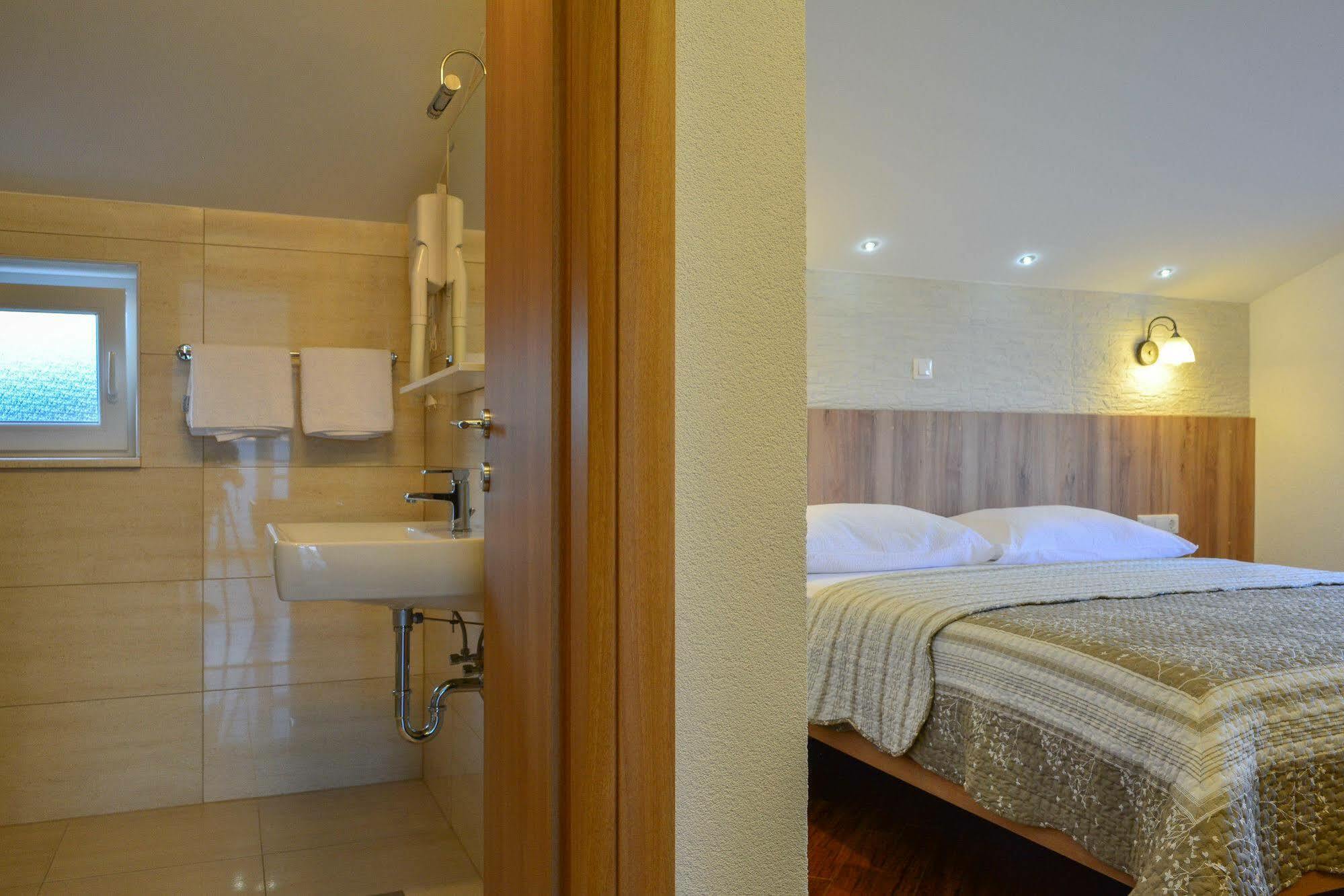 Luxury Apartments Villa Tea Trogir Ngoại thất bức ảnh