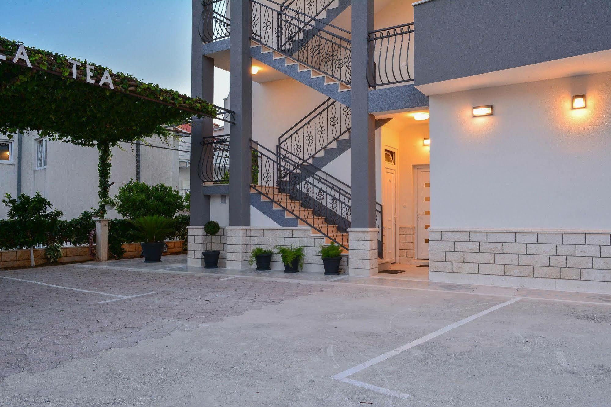 Luxury Apartments Villa Tea Trogir Ngoại thất bức ảnh